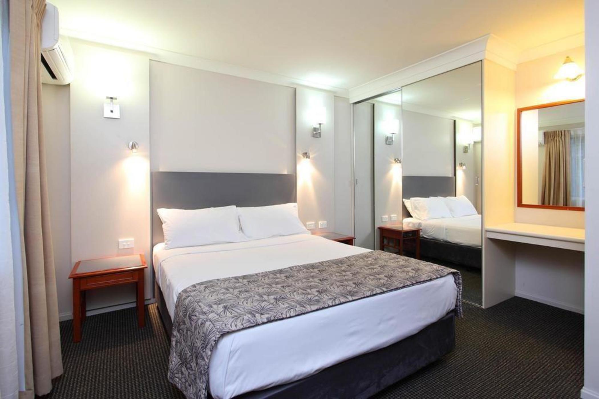Brisbane International Virginia Hotel ภายนอก รูปภาพ