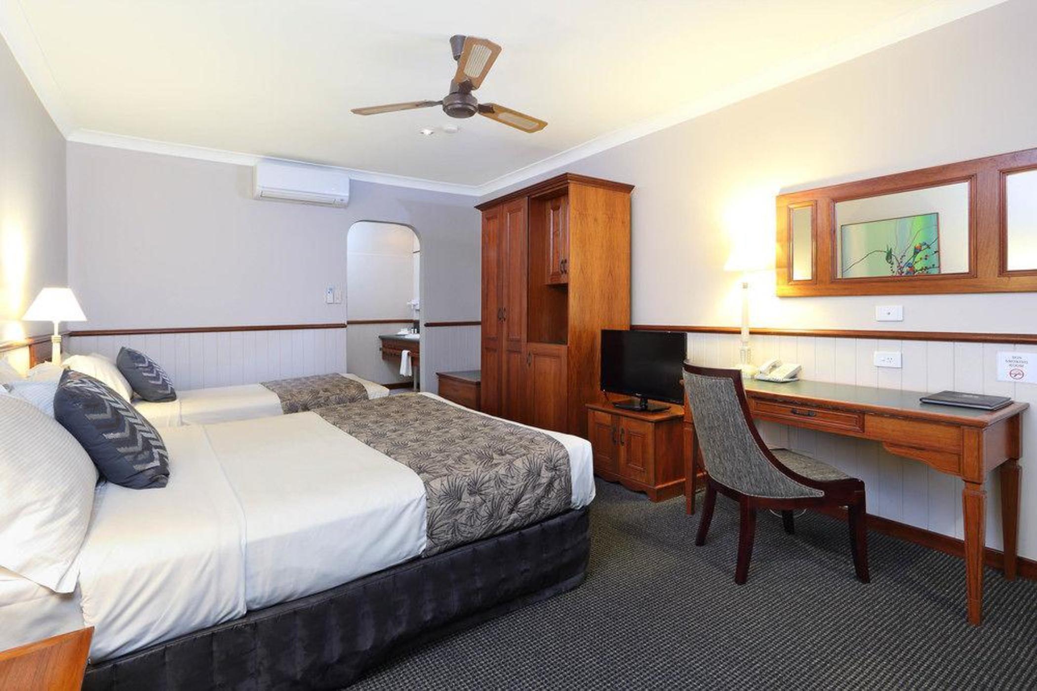 Brisbane International Virginia Hotel ภายนอก รูปภาพ