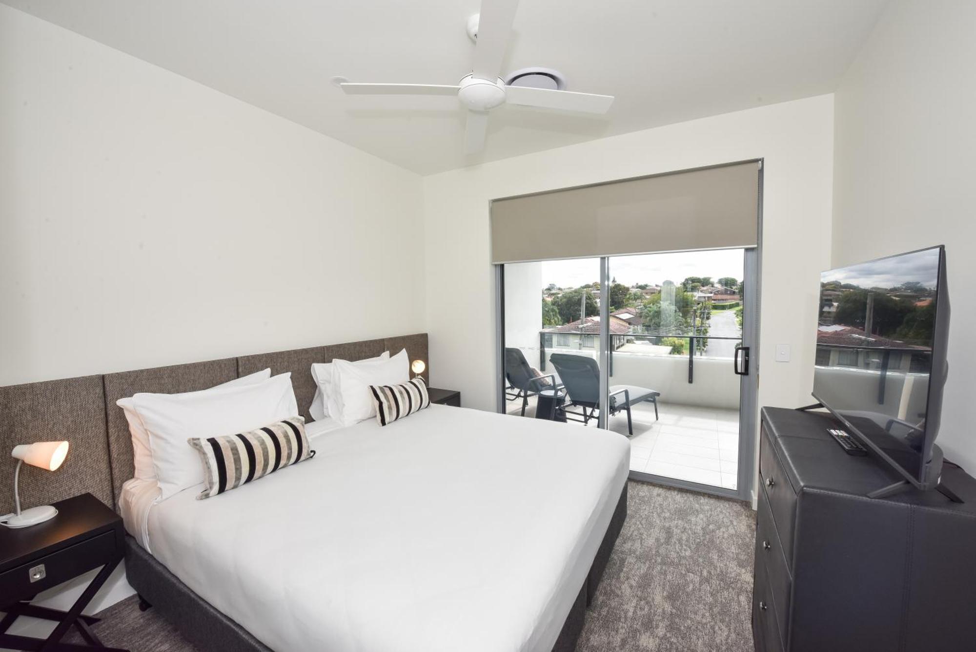 Brisbane International Virginia Hotel ภายนอก รูปภาพ